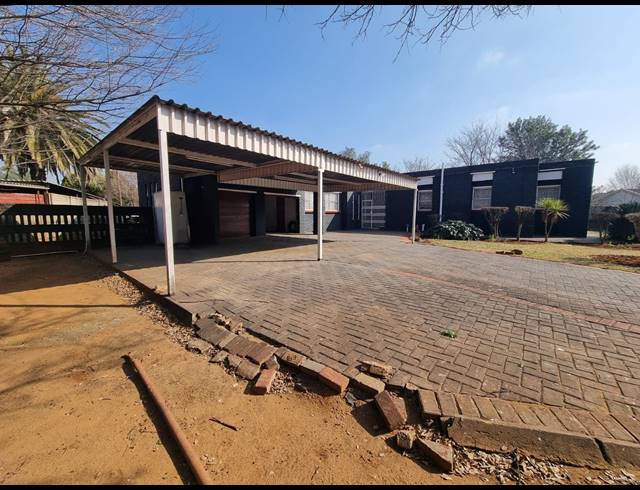 3 BEDROOM APARTMENT BLOCK FOR SALE IN SONLAND PARK